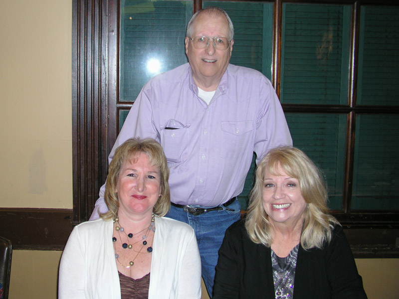 L-R: Annette Wooldridge, Jim Harrison, Glenda Offutt