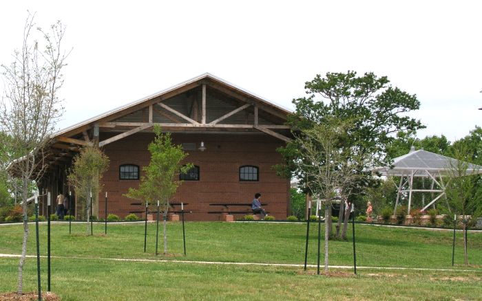 New building at Love rest stop