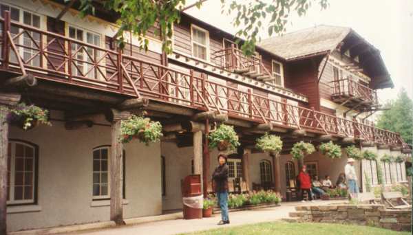 Lake McDonald Lodge